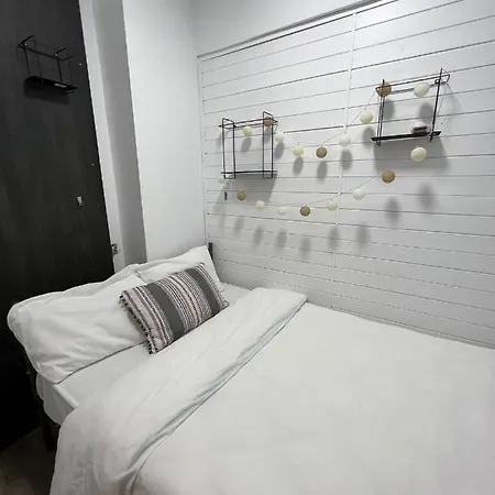First Studio Bukarest Exterior foto